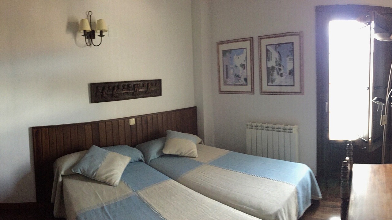 Photo of Bedroom in Badaguas