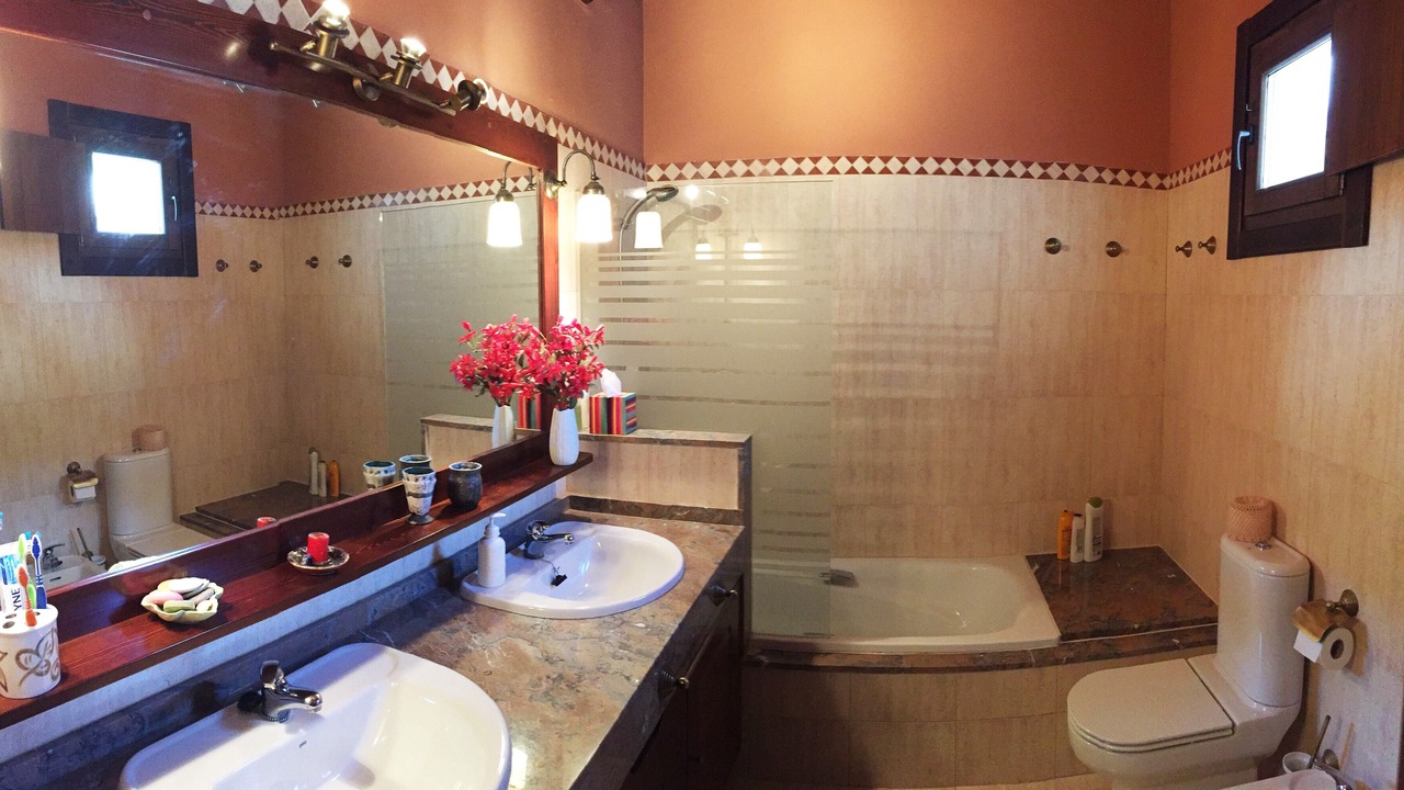 Photo of Bathroom in Badaguas