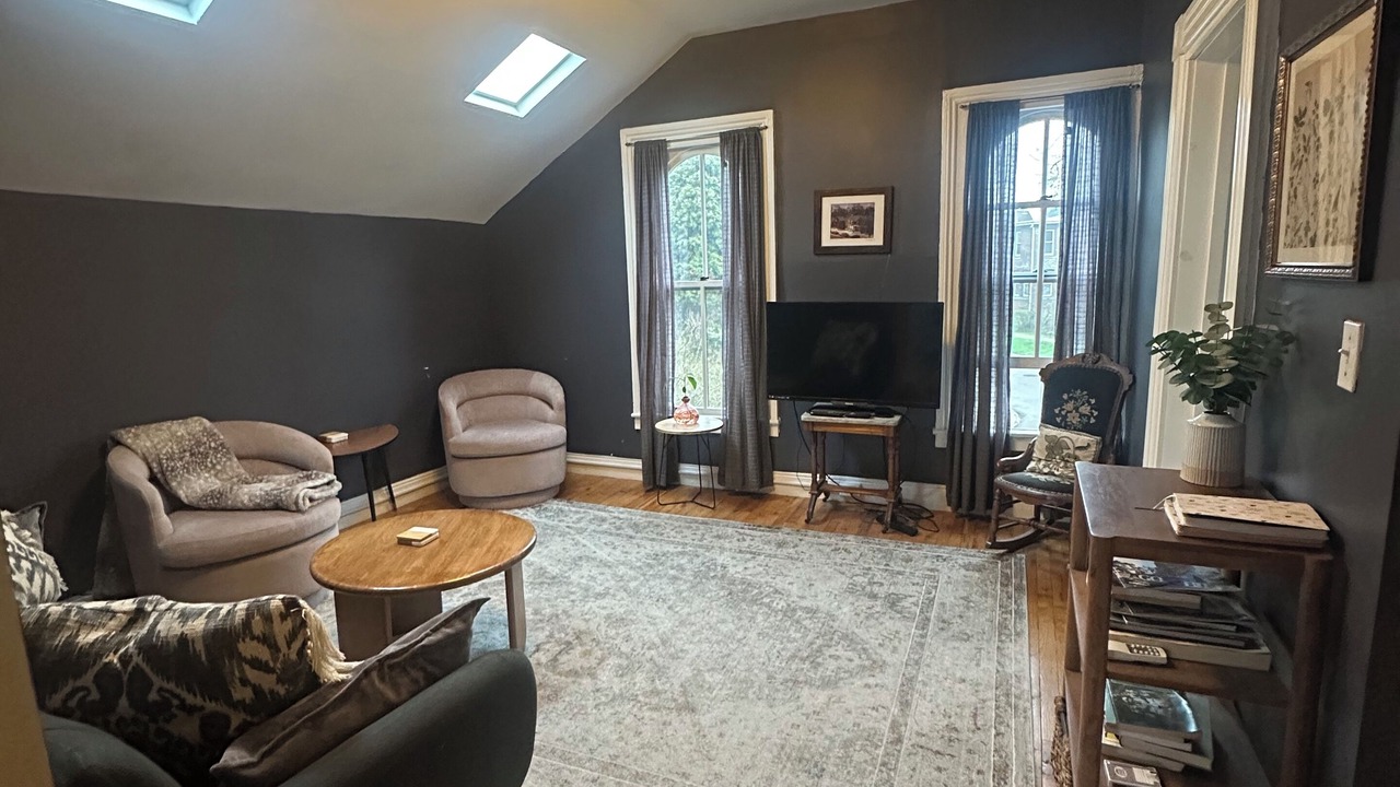 Photo of Livingroom in Downtown Buffalo
