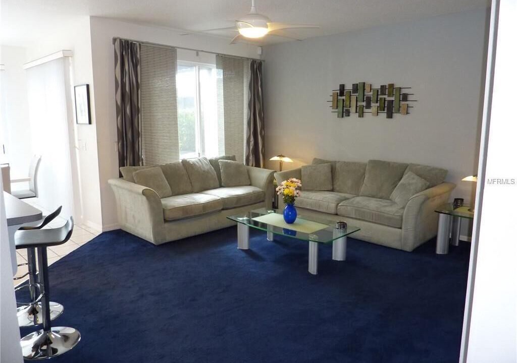 Photo of Livingroom in Sunset Lakes