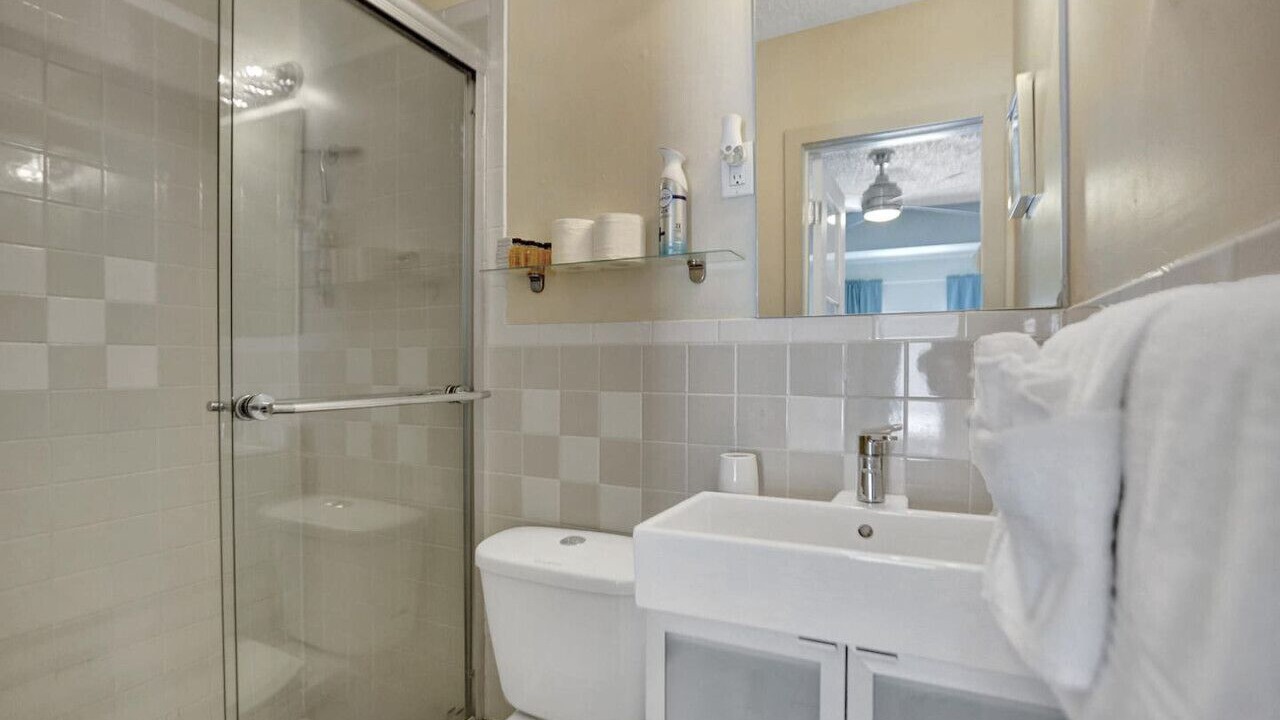 Photo of Bathroom in Wilton Manors
