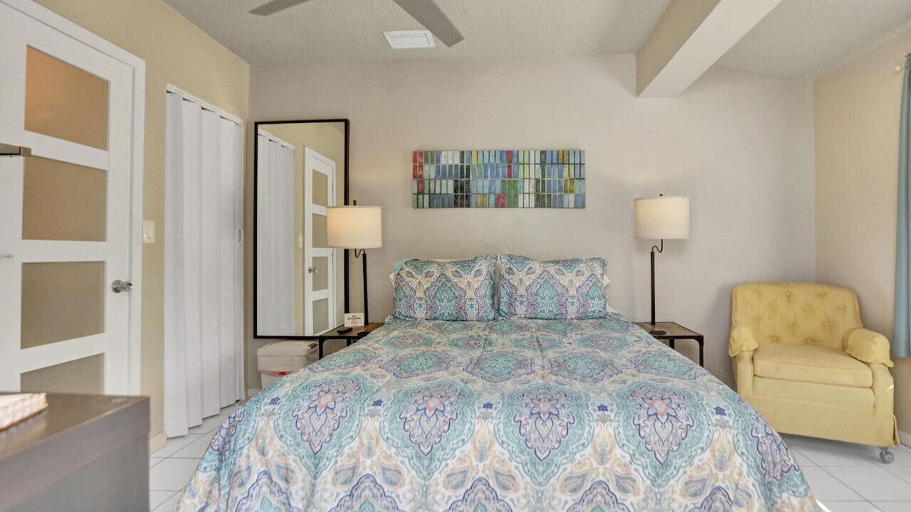 Photo of Bedroom in Wilton Manors