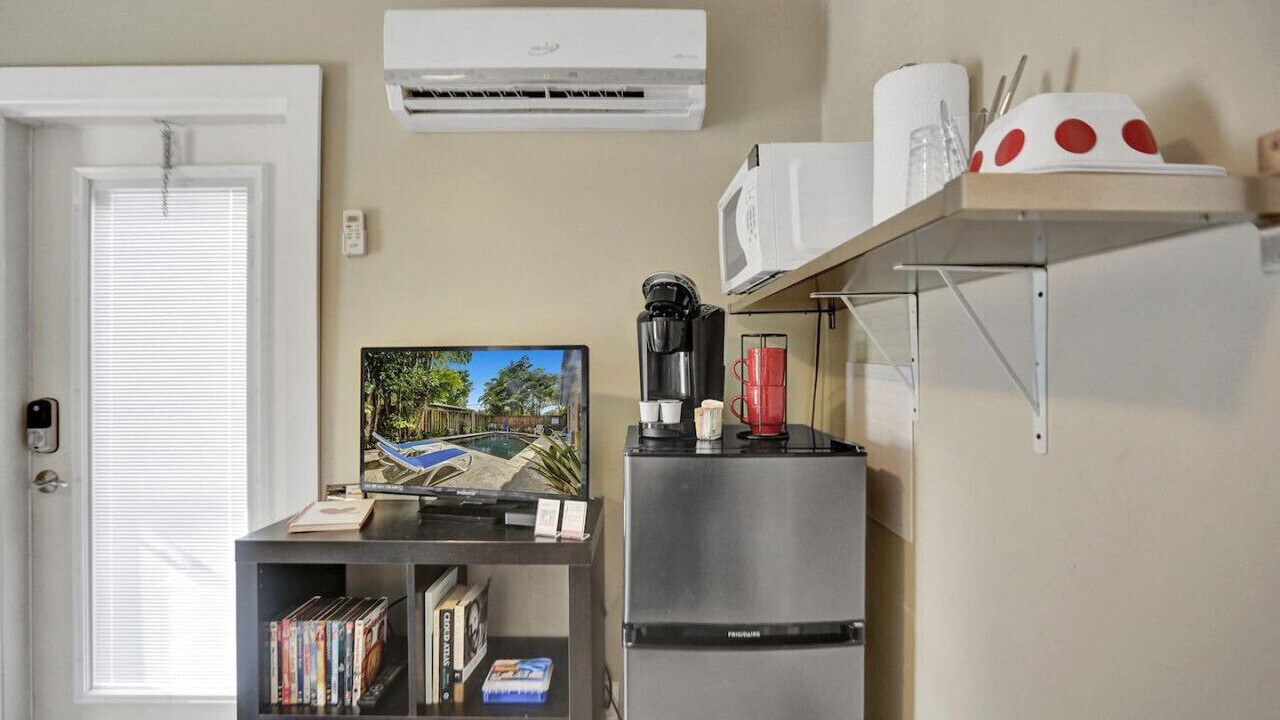 Photo of Others in Wilton Manors