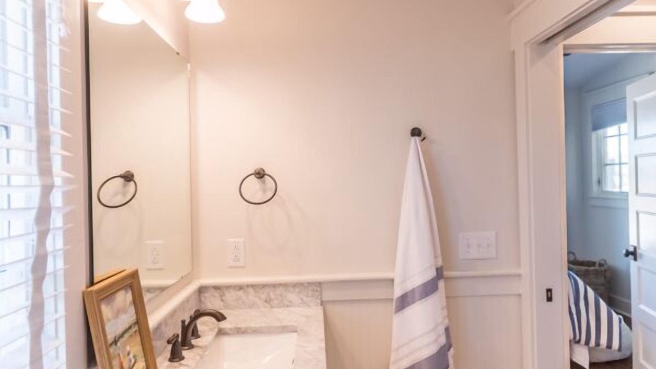 Photo of Bathroom in Oriental