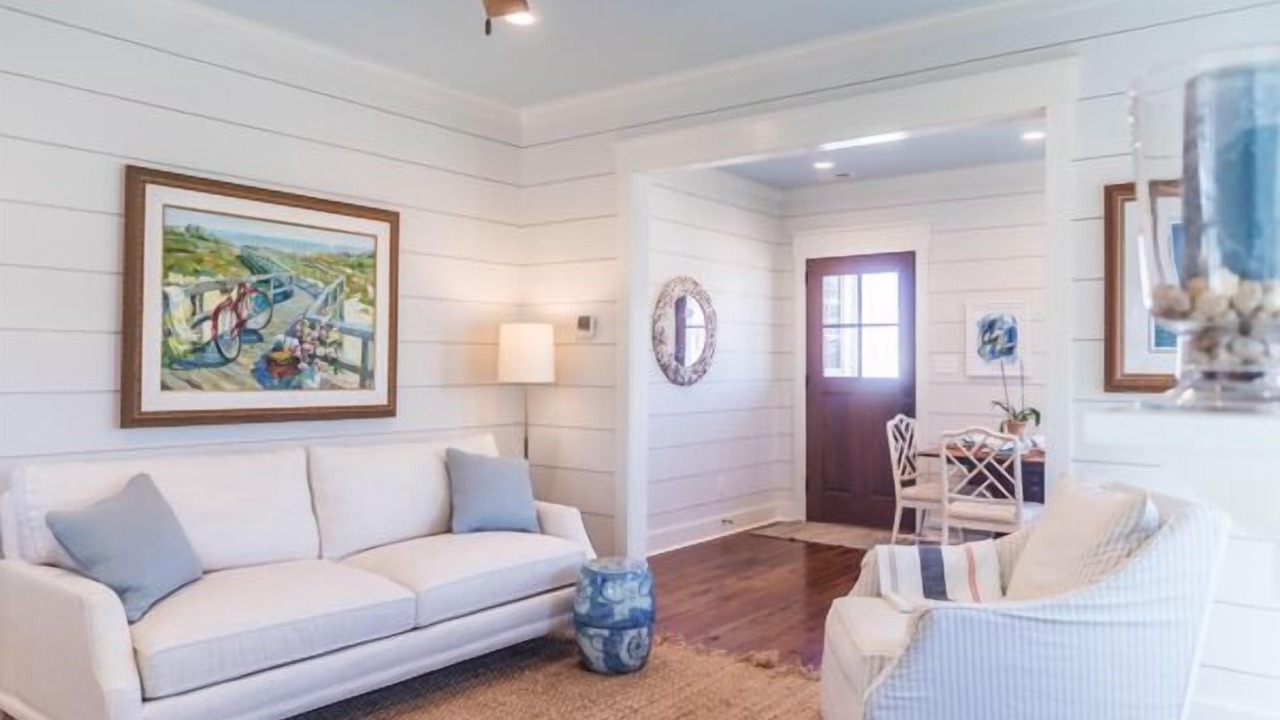 Photo of Livingroom in Oriental