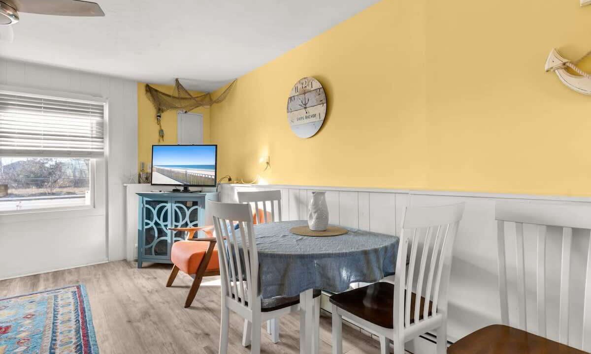 Photo of Bedroom in Newburyport