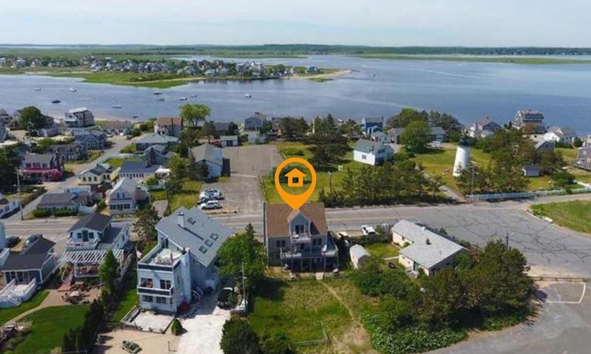 Photo of Others in Newburyport