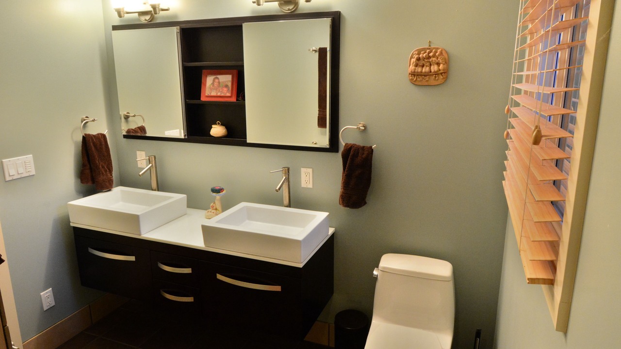 Photo of Bathroom in Genesee