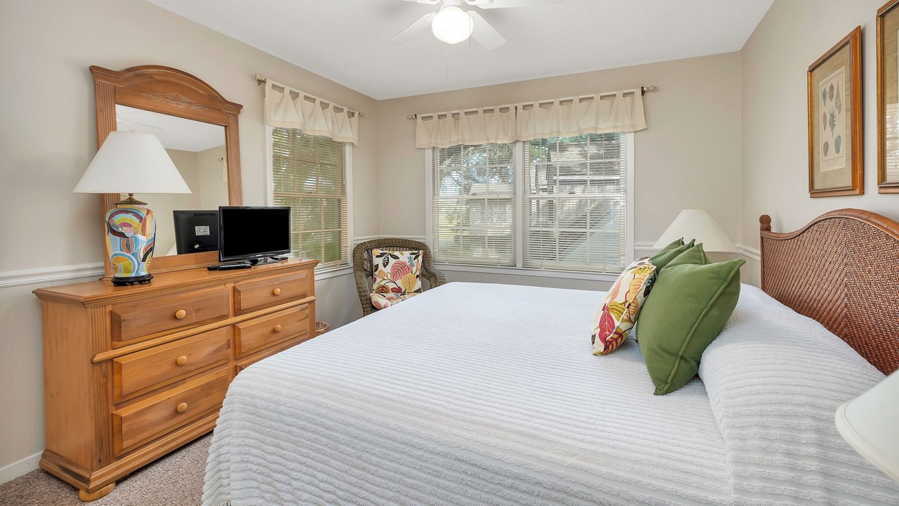 Photo of Bedroom in Saint Simons Island
