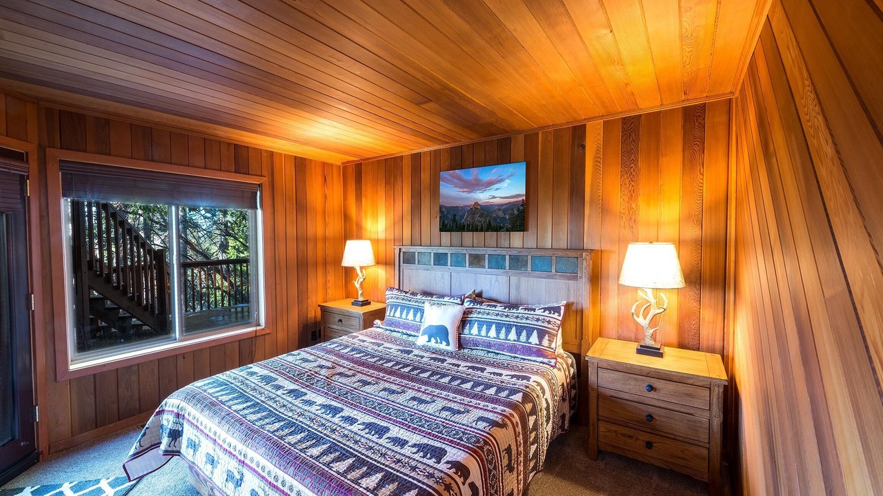 Photo of Bedroom in Yosemite West