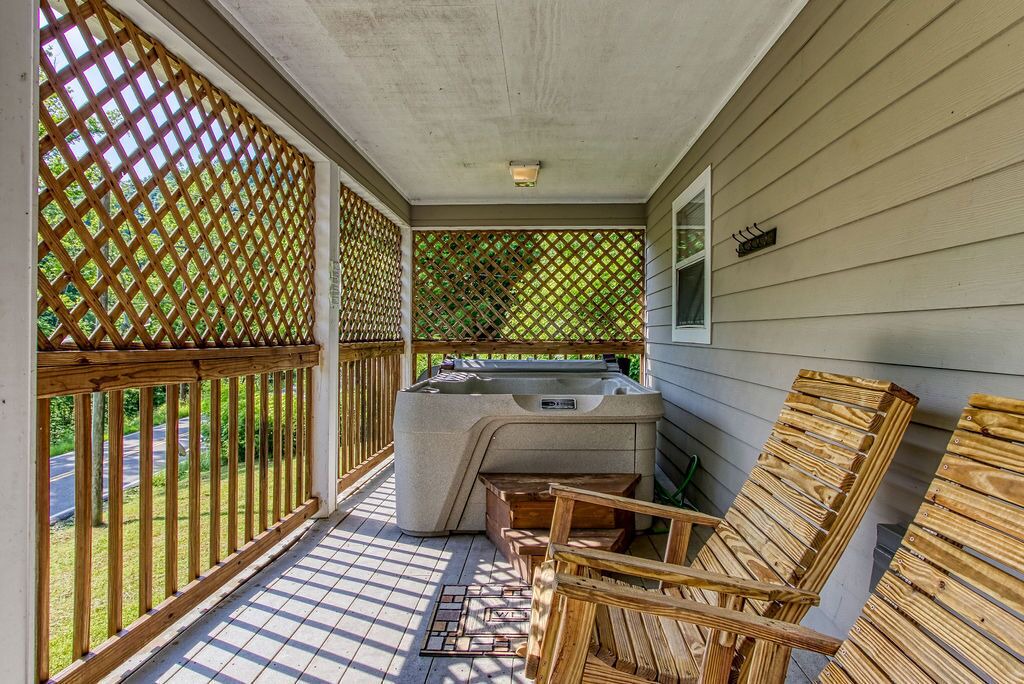Photo of Patio Balcony in Sevierville