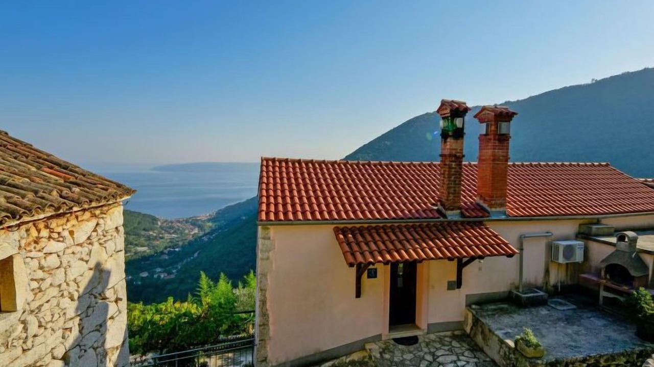 Photo of Outdoor in Sucici