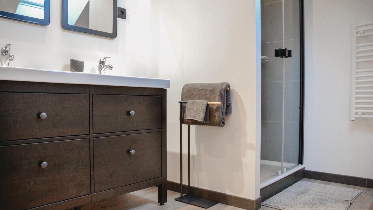 Photo of Bathroom in Thilouze