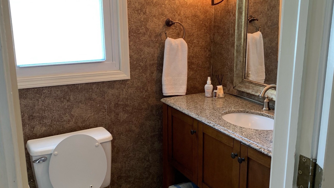 Photo of Bathroom in Blossvale