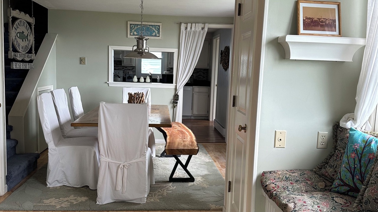 Photo of Livingroom in Blossvale