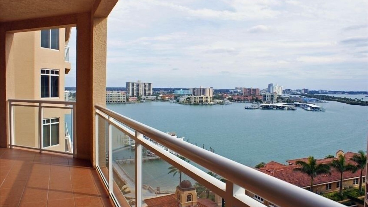 Photo of Patio Balcony in Bay Esplanade