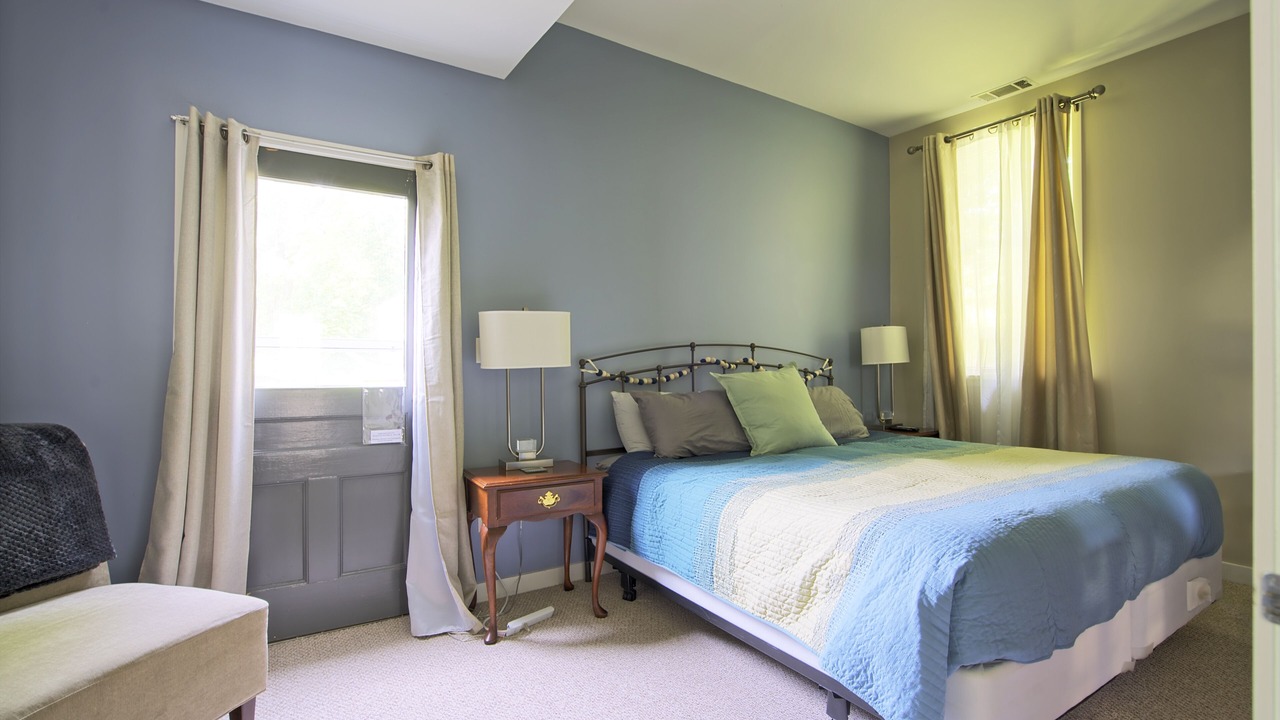 Photo of Bedroom in Ithaca