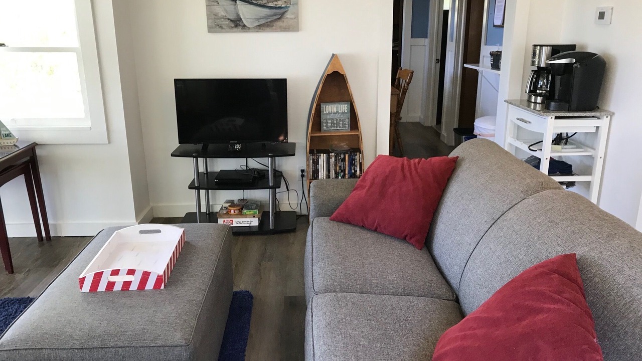Photo of Livingroom in Lowell