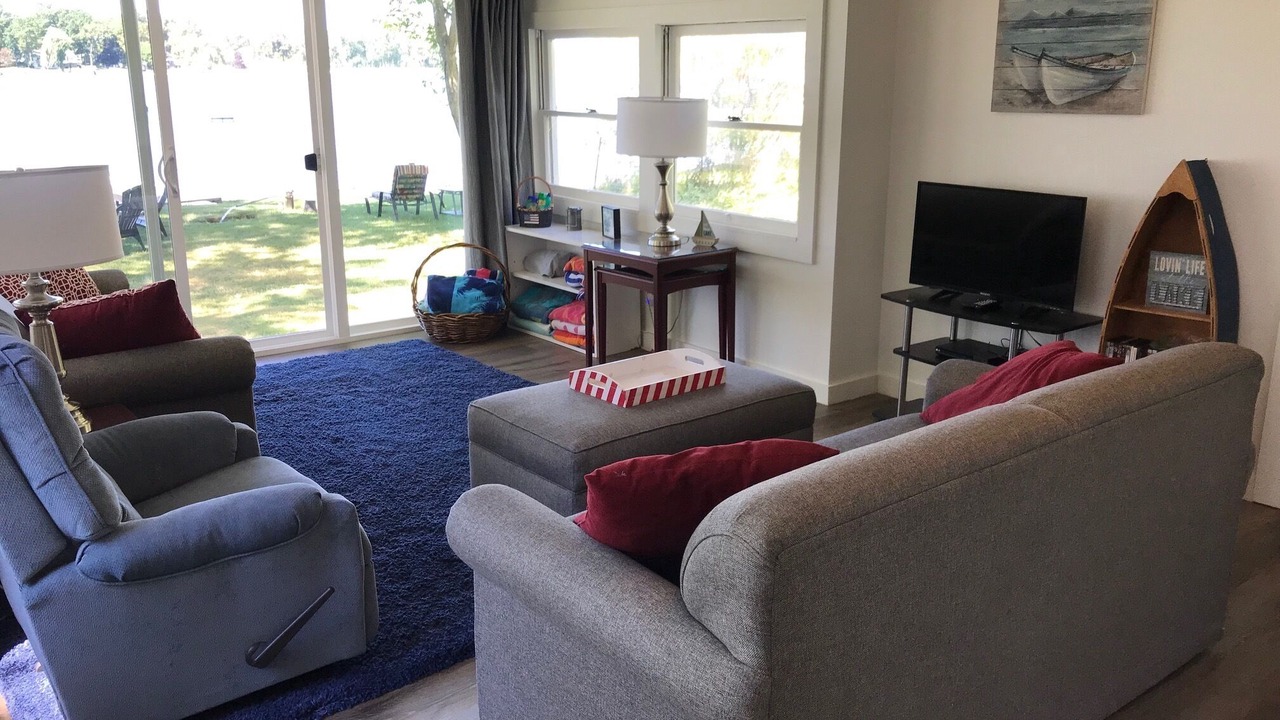 Photo of Livingroom in Lowell