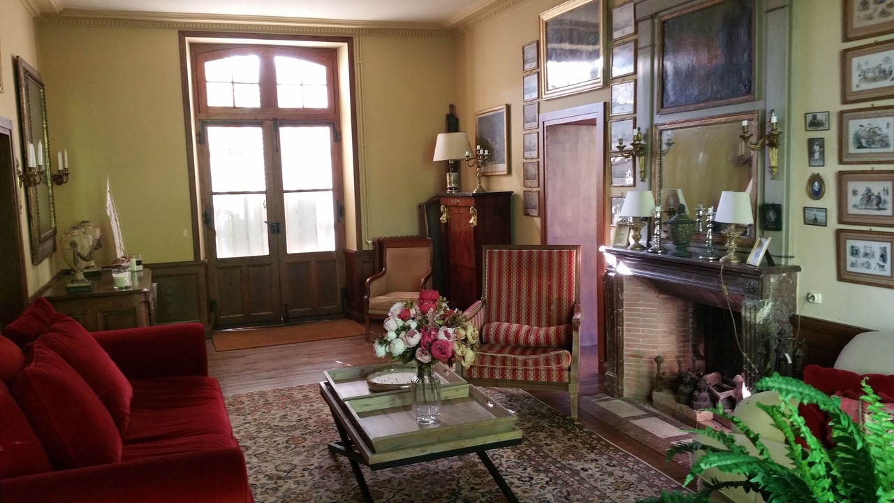 Photo of Others in Bagneux