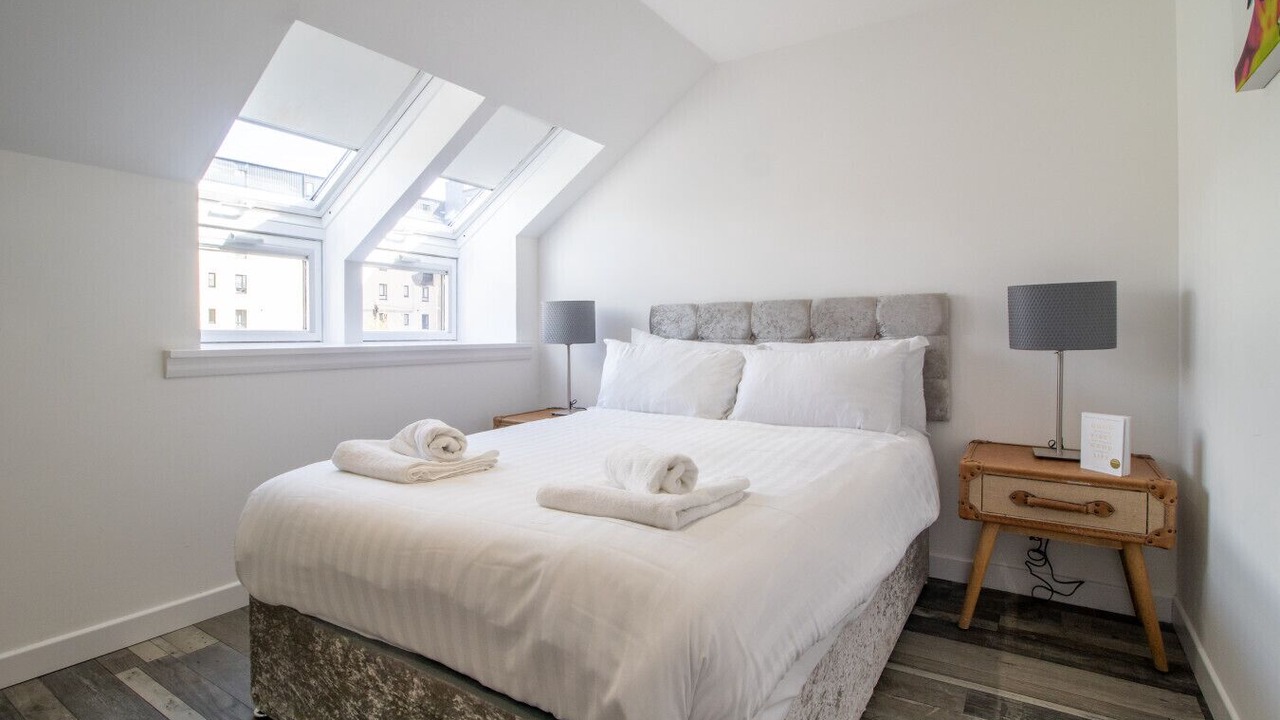 Photo of Bedroom in Paisley