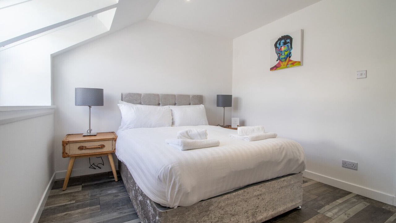 Photo of Bedroom in Paisley