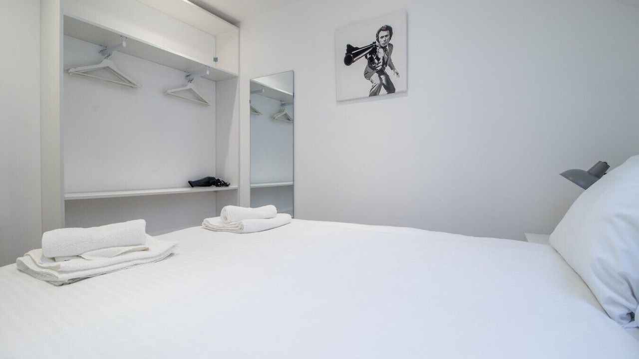 Photo of Bedroom in Paisley