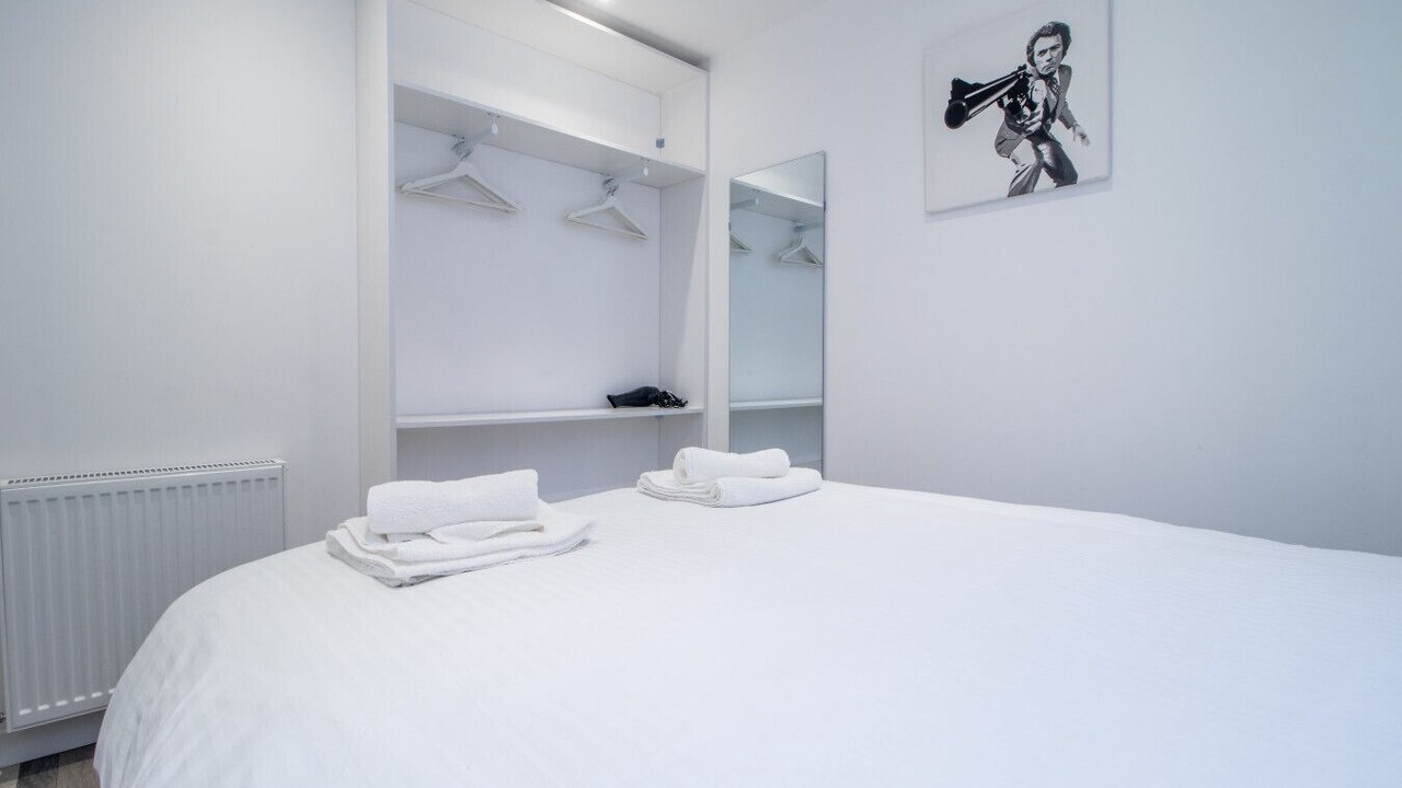 Photo of Bedroom in Paisley