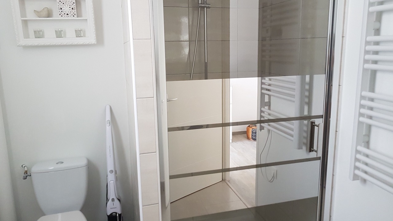 Photo of Bathroom in Lezignan-la-Cebe
