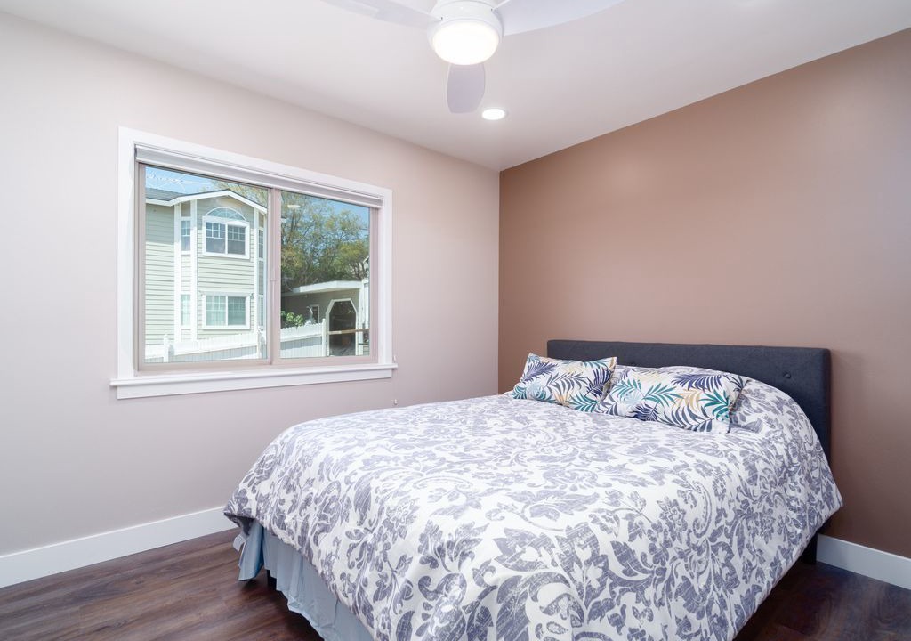 Photo of Bedroom in Orange