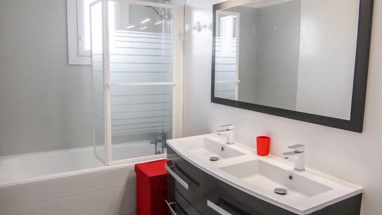 Photo of Bathroom in Saint-Cyprien Plage