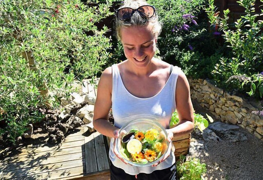 Photo of Human In Picture in Saint-Antonin Noble Val