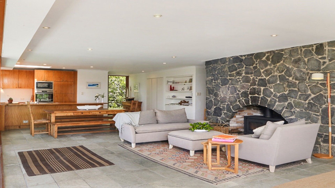 Photo of Livingroom in Macmasters Beach