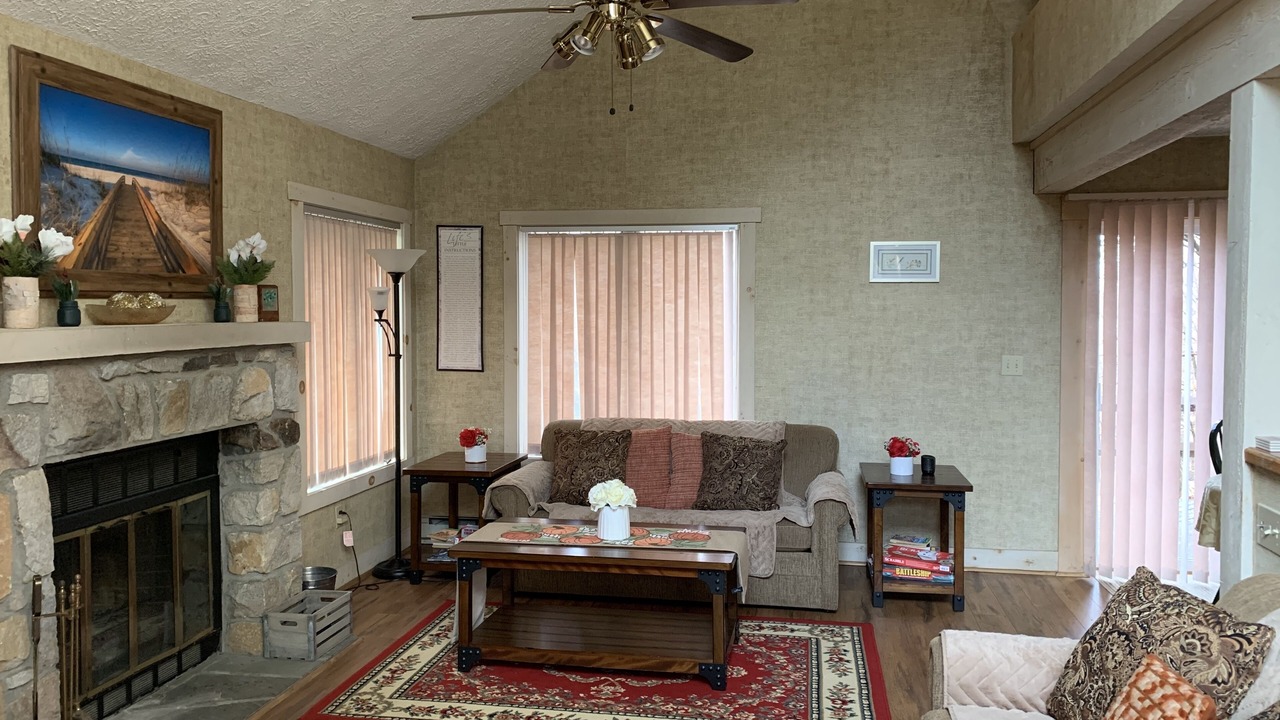 Photo of Livingroom in White Haven