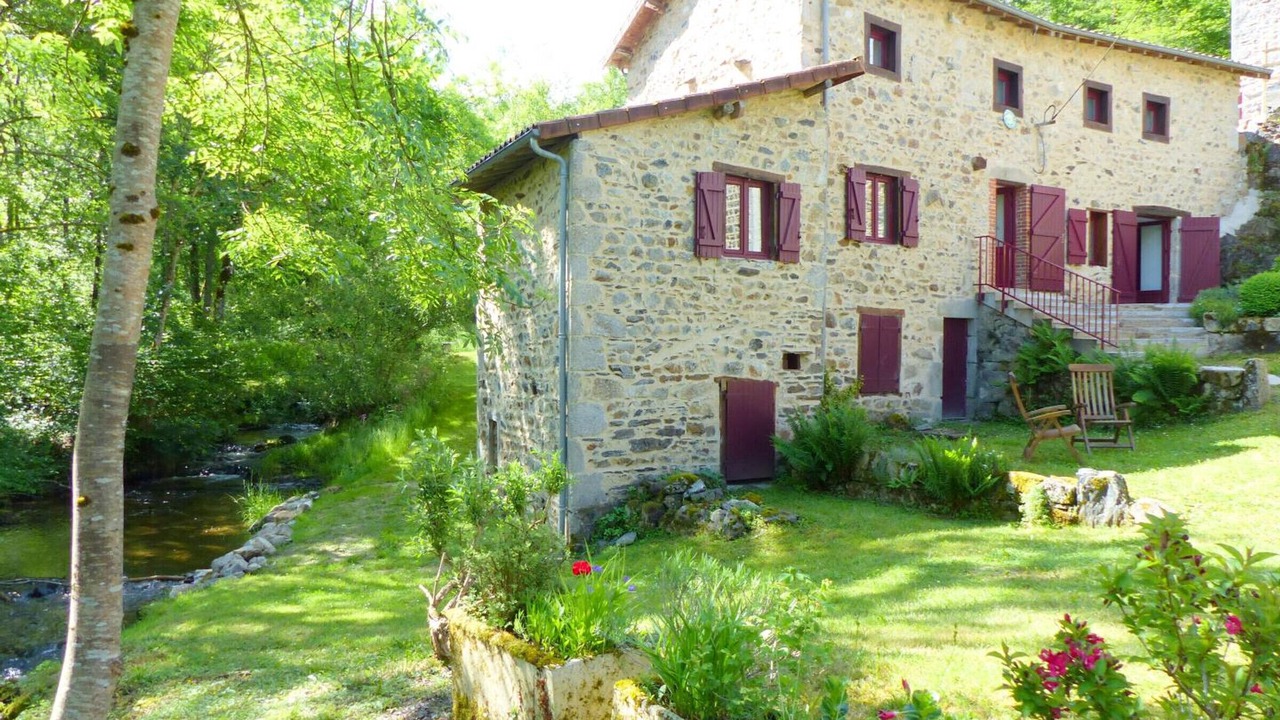Photo of Outdoor in Ferrieres-sur-Sichon