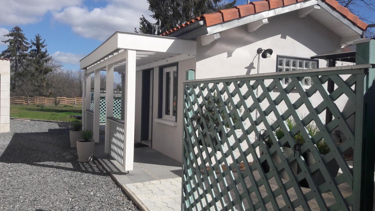 Photo of Outdoor in Vendat