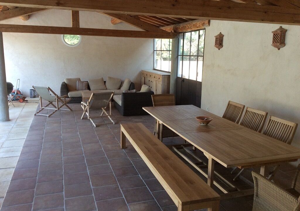 Photo of Others in Bouc-Bel-Air
