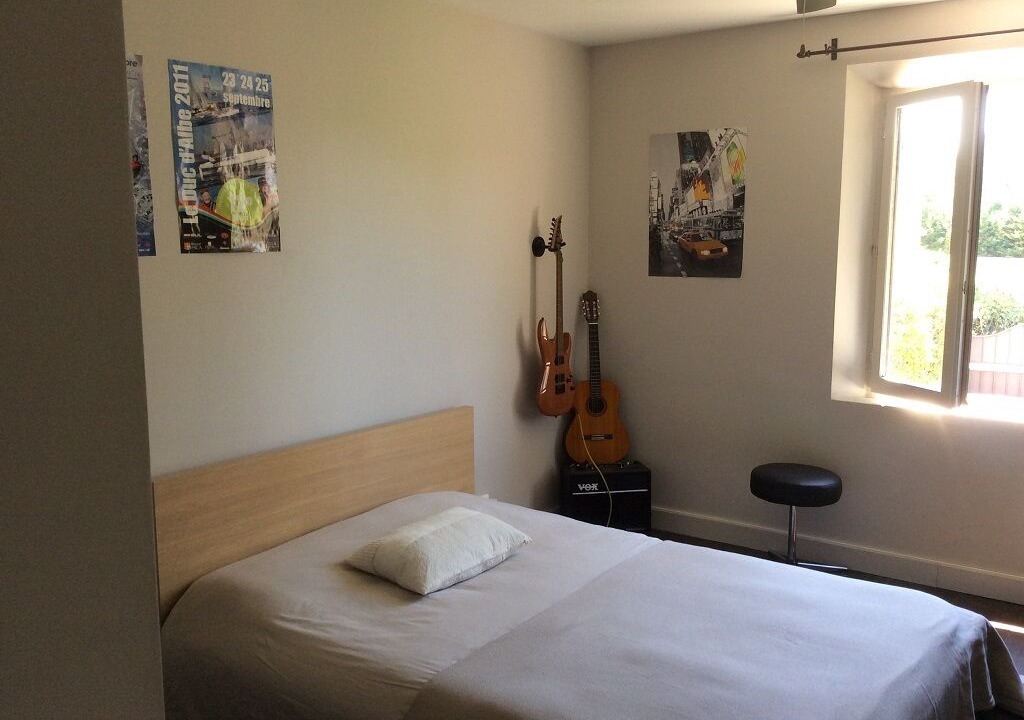 Photo of Bedroom in Bouc-Bel-Air
