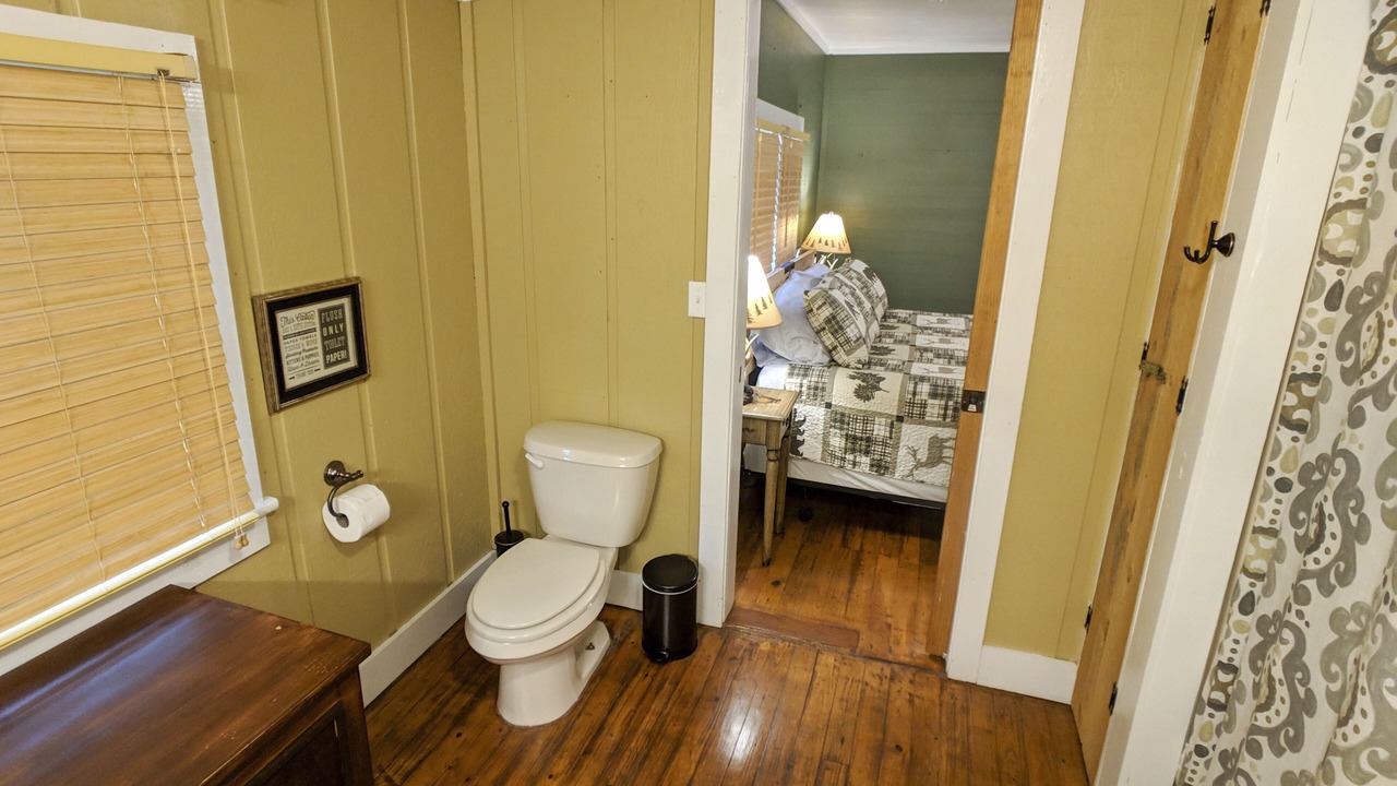 Photo of Bathroom in Mentone