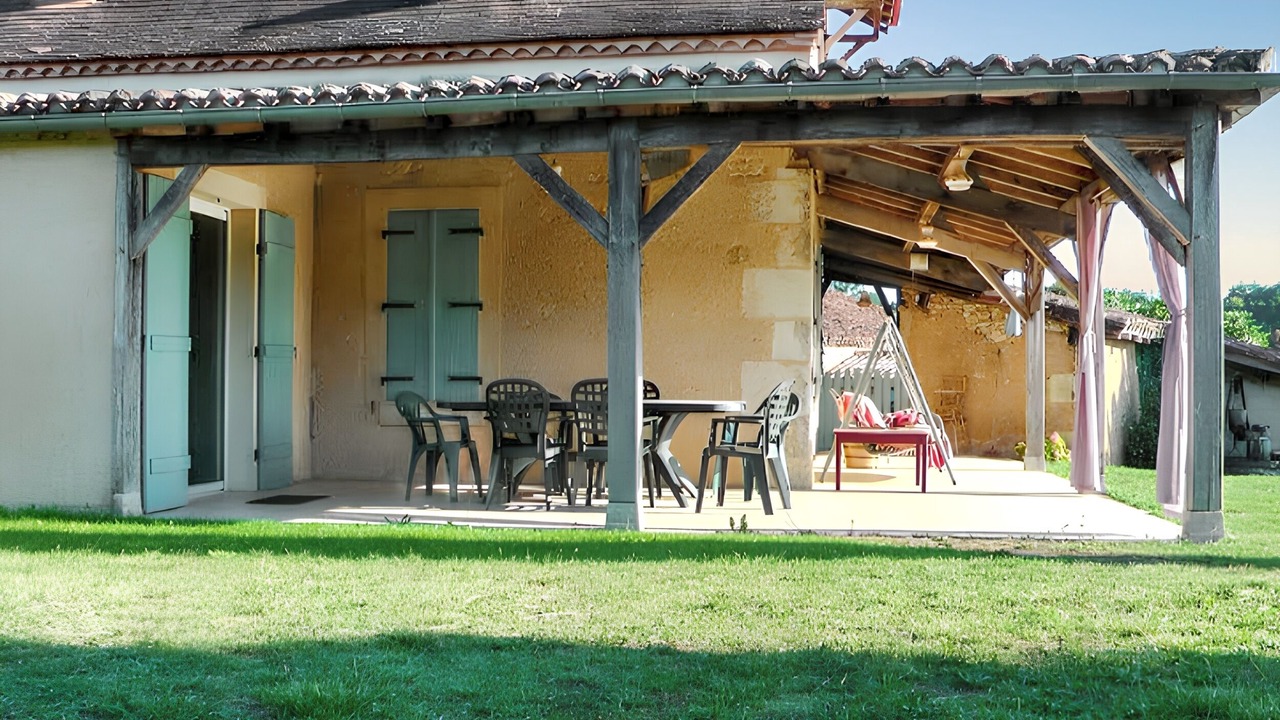 Photo of Outdoor in Issac