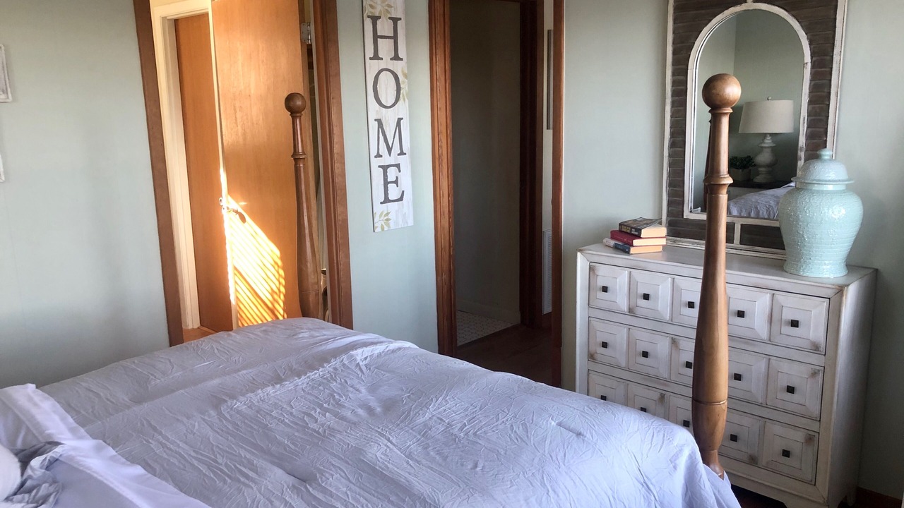 Photo of Bedroom in Cedar Cliff