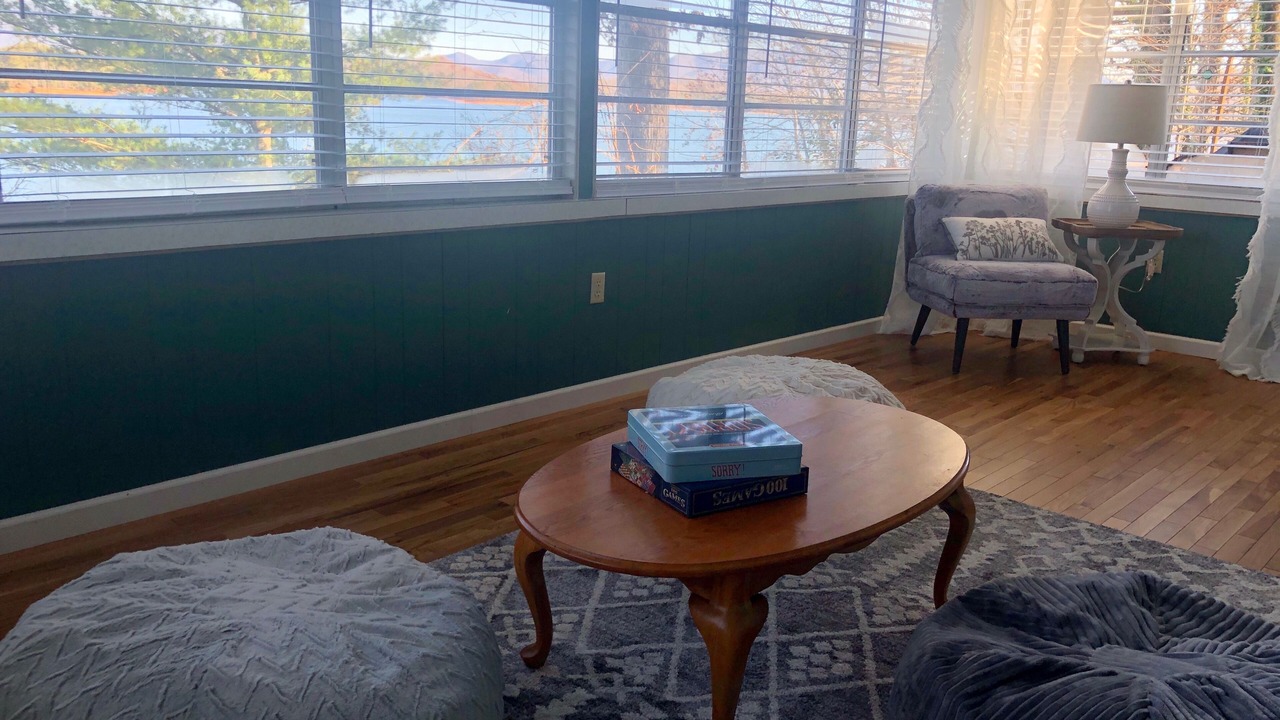 Photo of Livingroom in Cedar Cliff