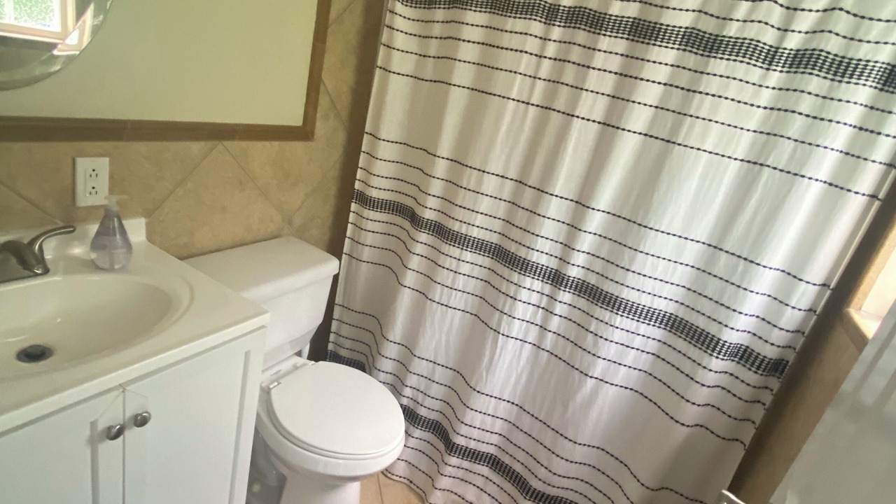 Photo of Bathroom in Cedar Cliff