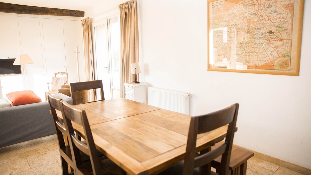 Photo of Others in Bailly