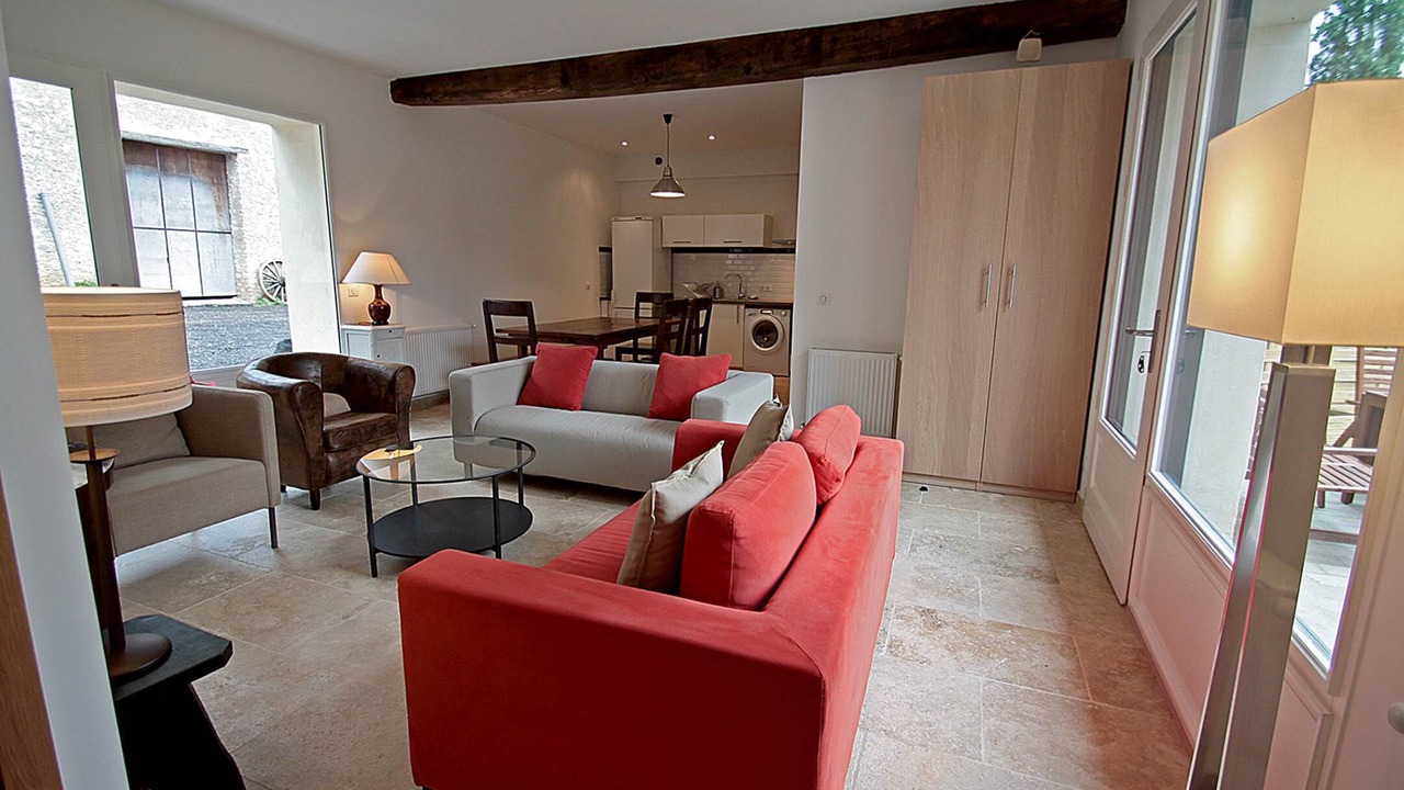 Photo of Others in Bailly