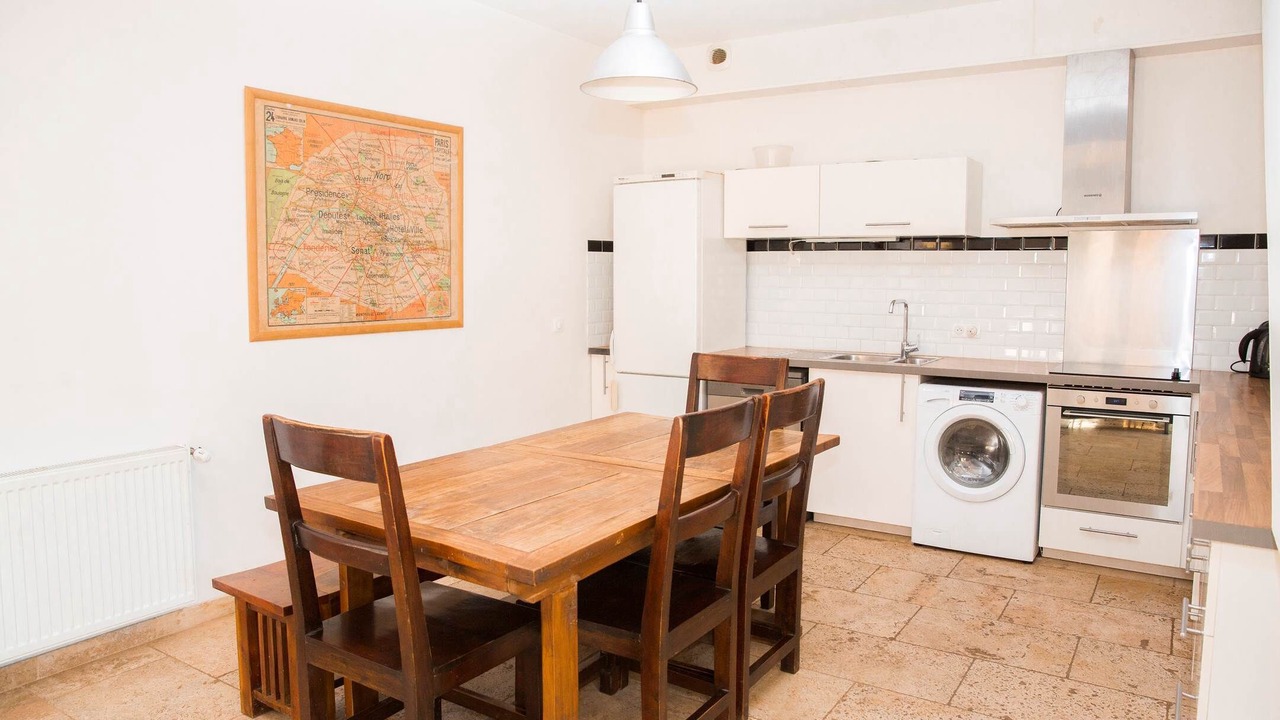 Photo of Others in Bailly