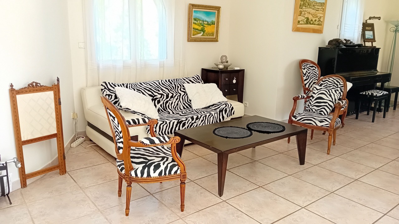 Photo of Livingroom in Vendemian
