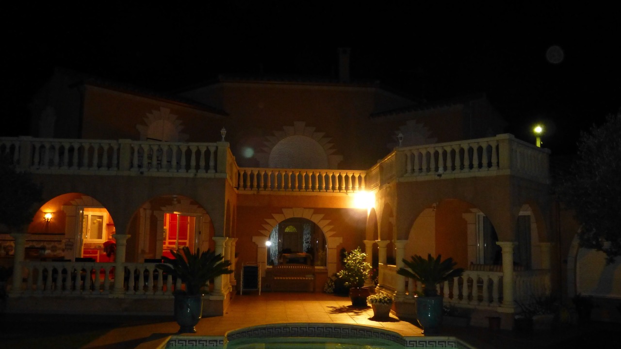Photo of Outdoor in Vendemian
