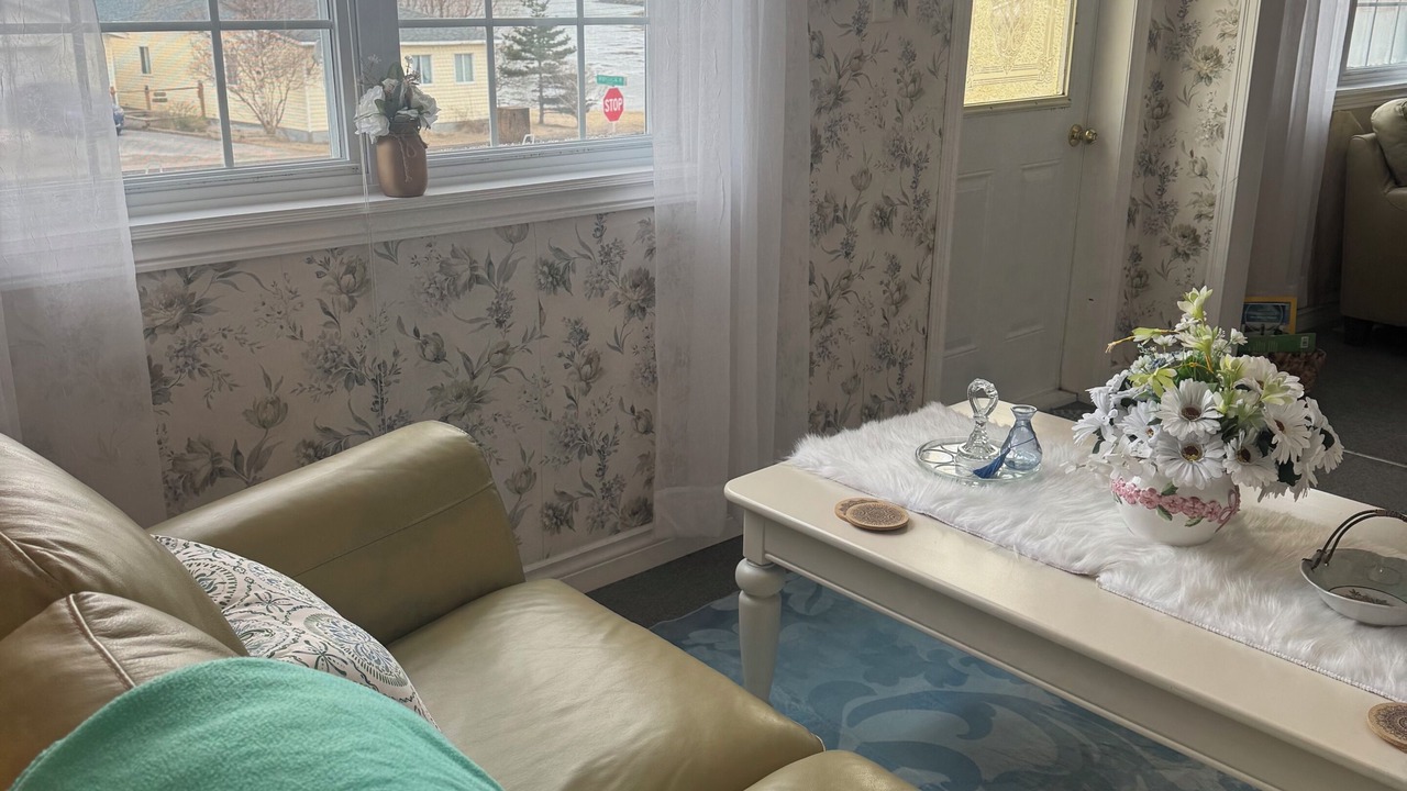Photo of Livingroom in Norris Point