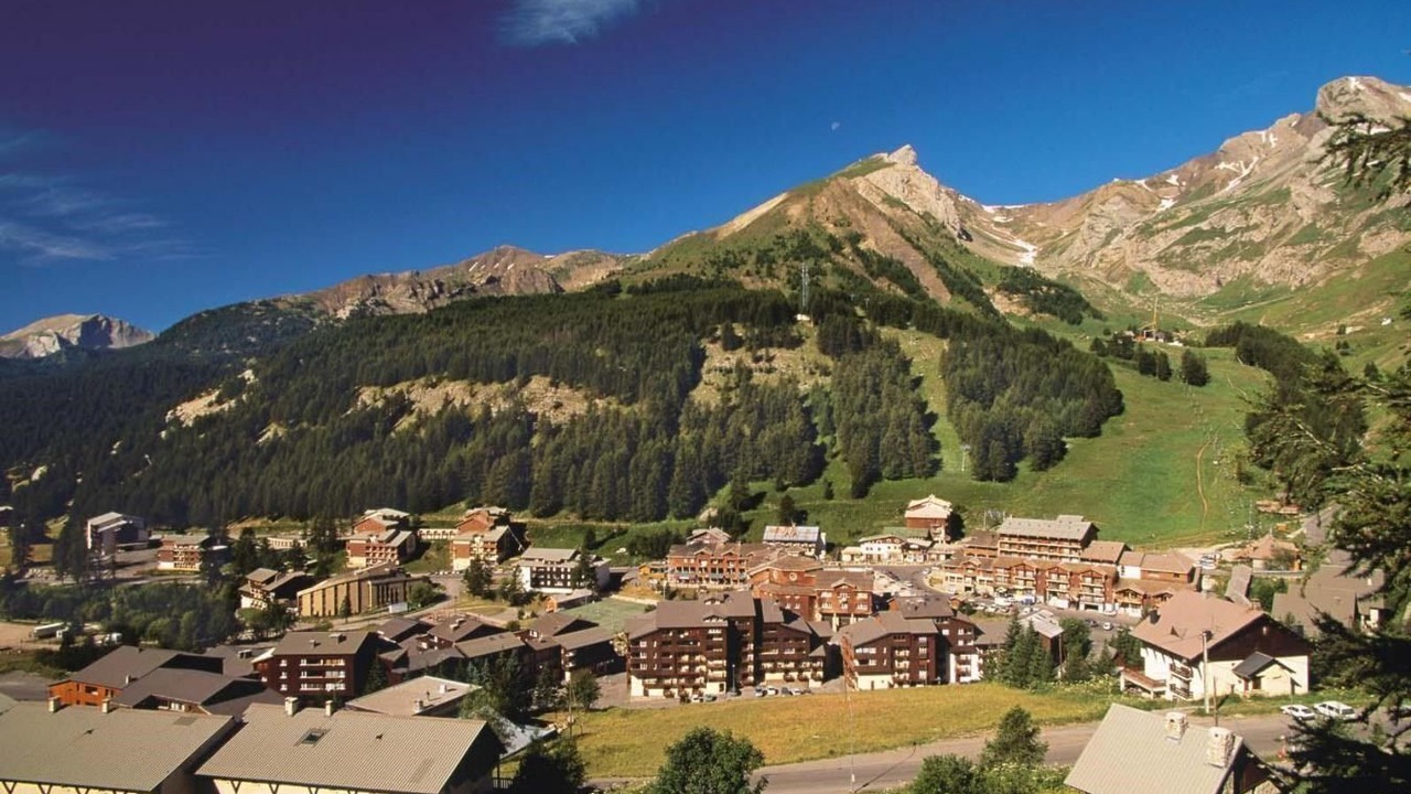 Photo of Others in Allos